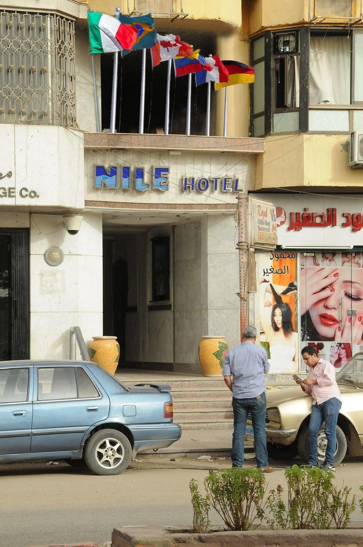 Nile Hotel Assuan Esterno foto